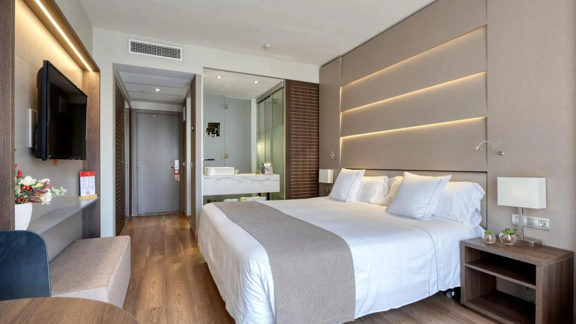 ****  Hotel America Barcelona Spain